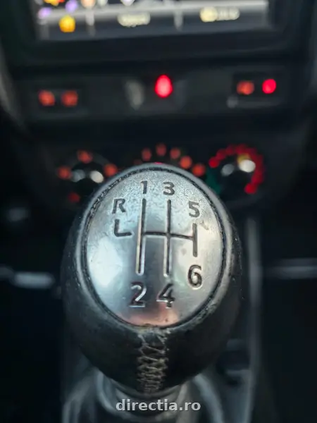 Poza anunț 14