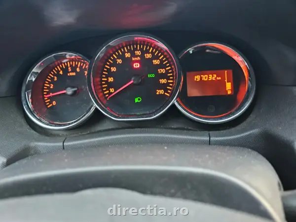 Poza anunț 12