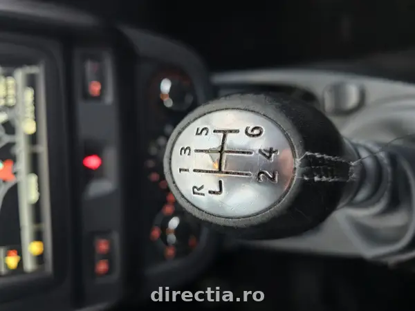Poza anunț 14
