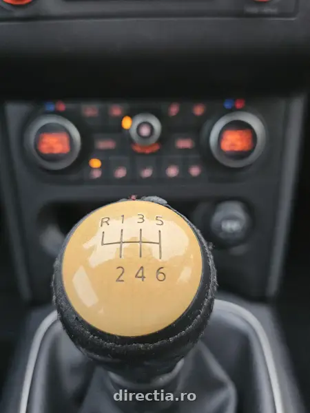 Poza anunț 16