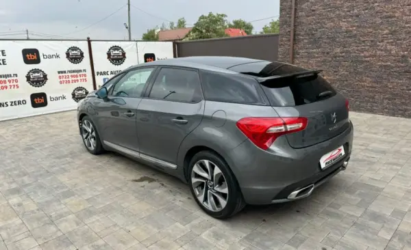 Poza anunț 11