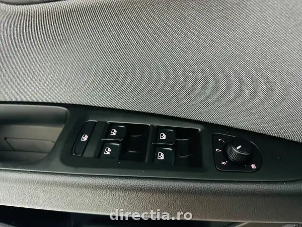 Poza anunț 12