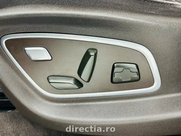 Poza anunț 12