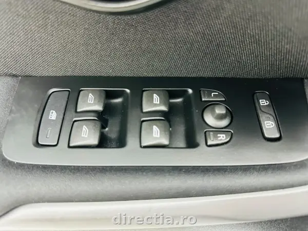 Poza anunț 12