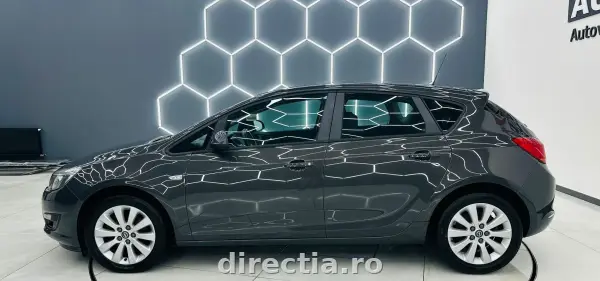 Poza anunț 32