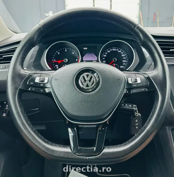 Poza anunț 36