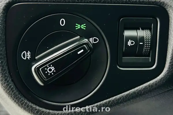 Poza anunț 12