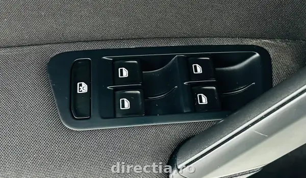Poza anunț 11