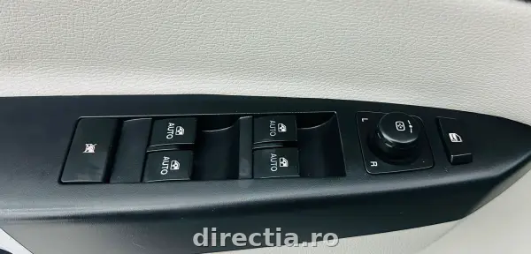 Poza anunț 12
