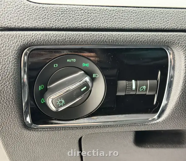 Poza anunț 13