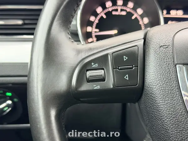 Poza anunț 32