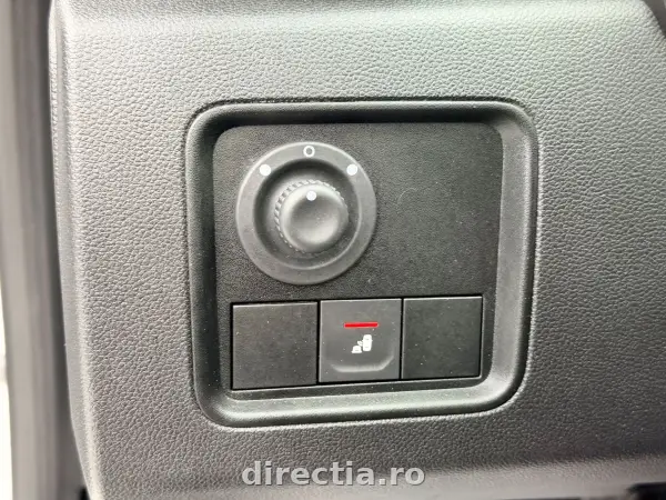 Poza anunț 12