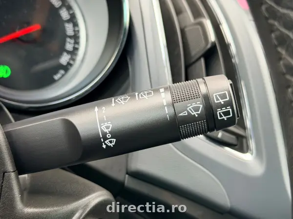 Poza anunț 32