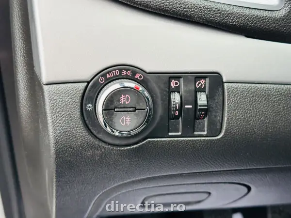 Poza anunț 12