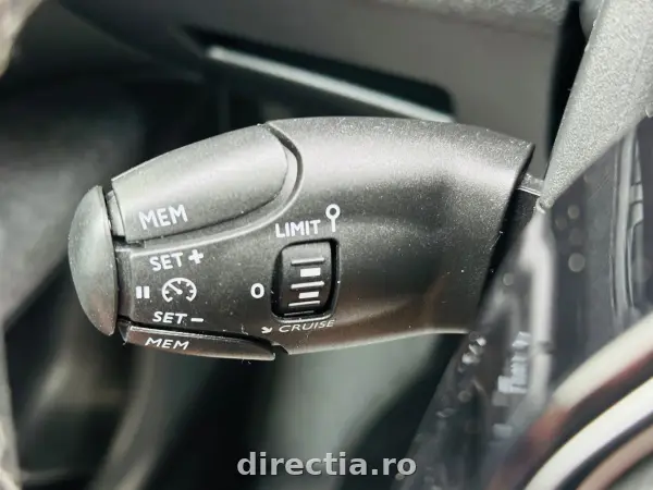 Poza anunț 36