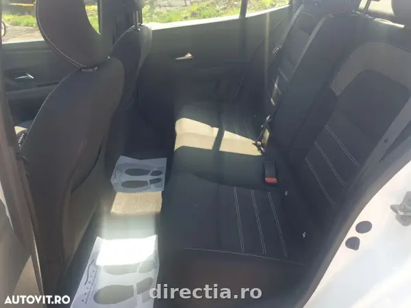 Poza anunț 14