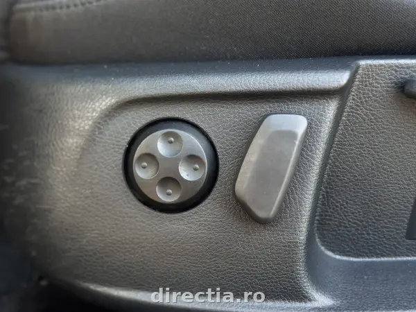 Poza anunț 25