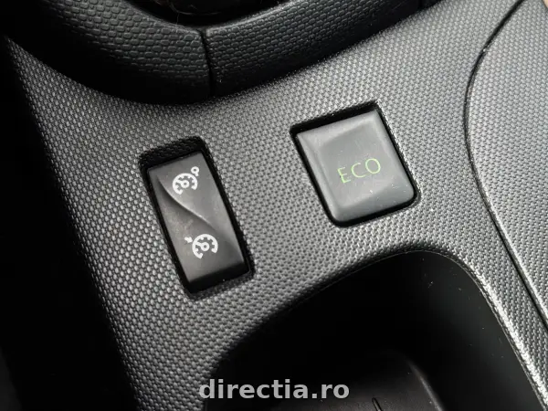 Poza anunț 12