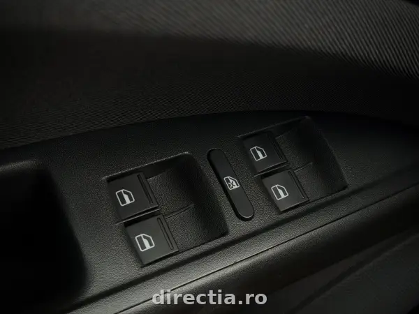 Poza anunț 18