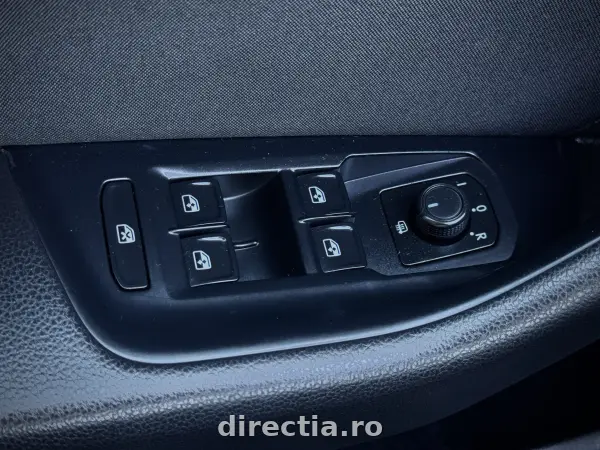 Poza anunț 18
