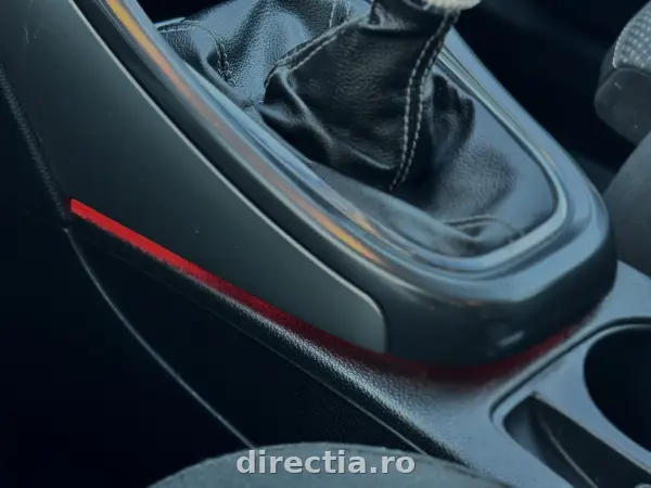 Poza anunț 12