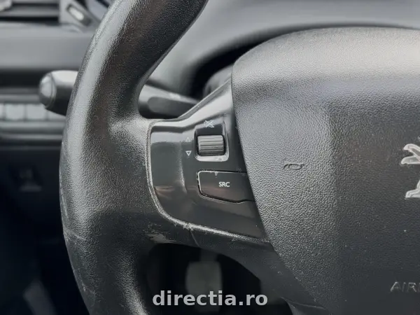 Poza anunț 12