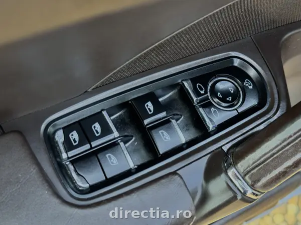 Poza anunț 18