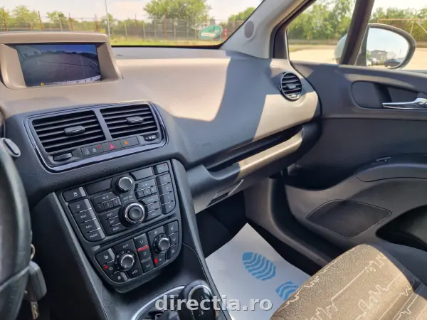 Poza anunț 24