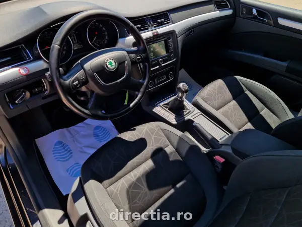 Poza anunț 14