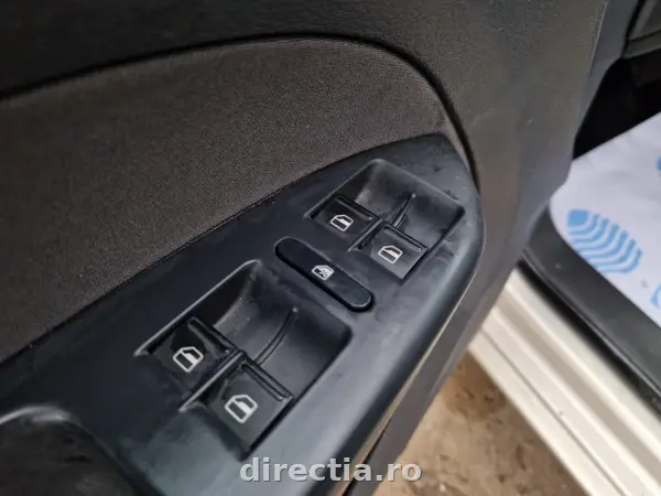 Poza anunț 11
