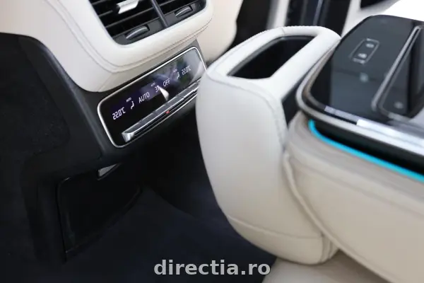 Poza anunț 32