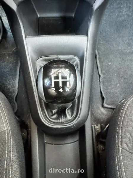 Poza anunț 12