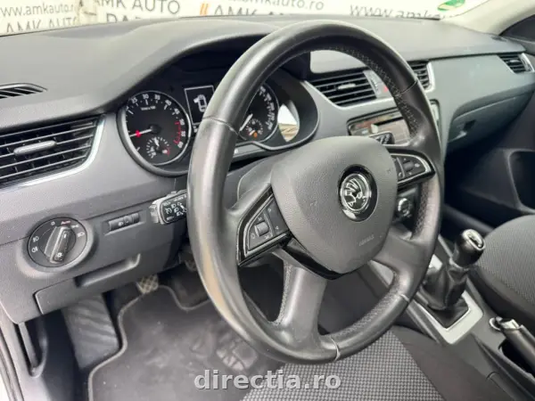 Poza anunț 18