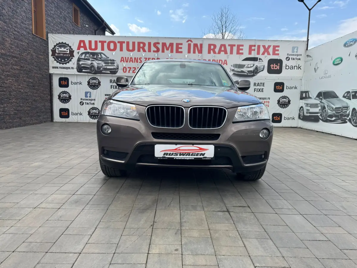 Poza principală