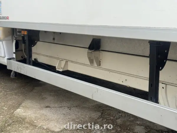 Poza anunț 10
