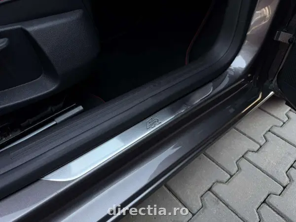 Poza anunț 14