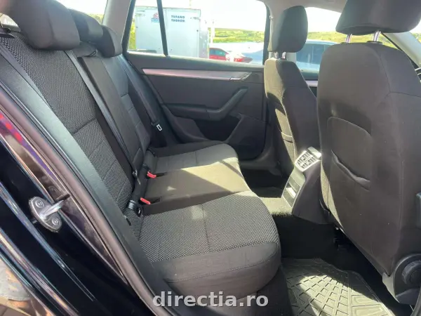 Poza anunț 28