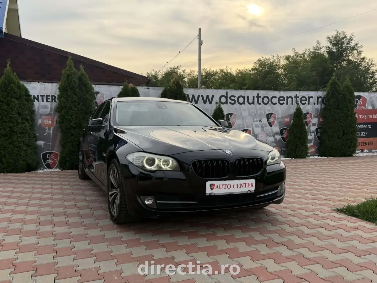 Poza principală