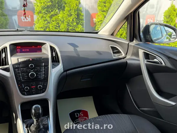 Poza anunț 12