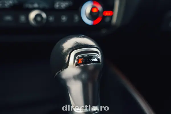 Poza anunț 12
