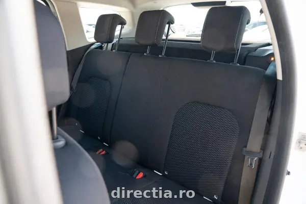 Poza anunț 19