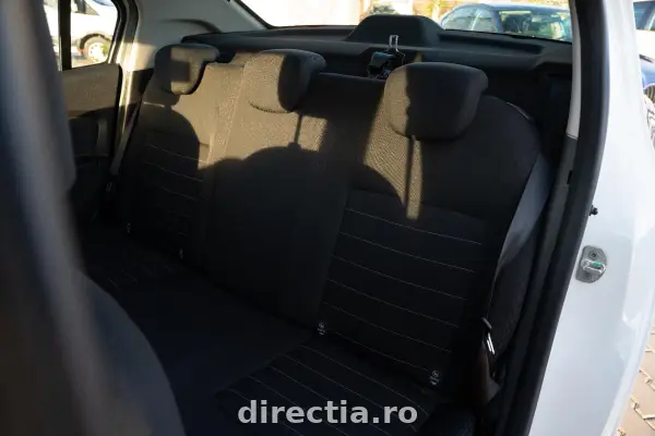 Poza anunț 18