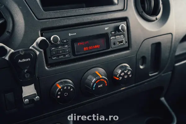 Poza anunț 11