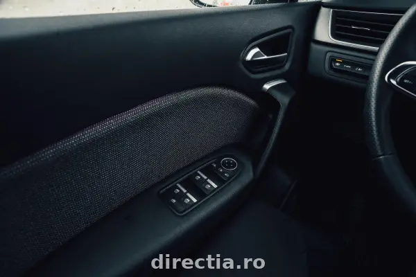 Poza anunț 16