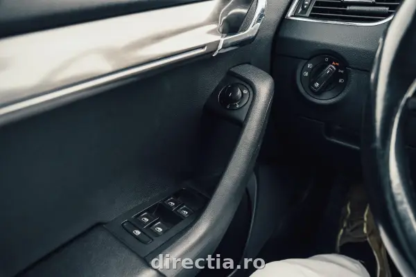 Poza anunț 14