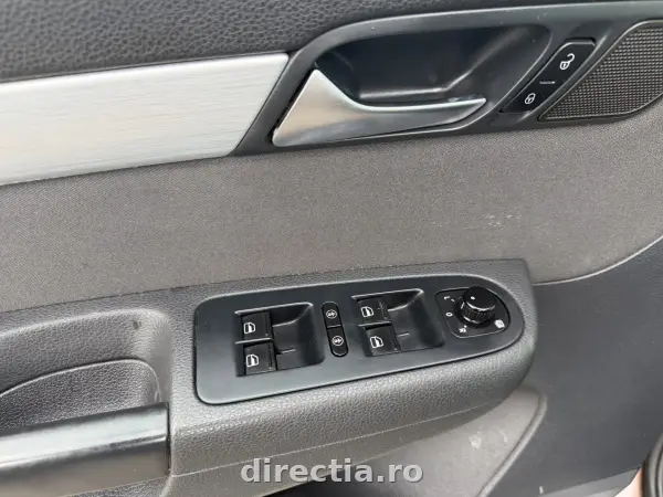 Poza anunț 14
