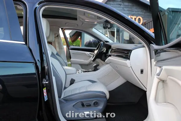 Poza anunț 12