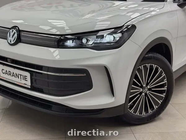 Poza anunț 12
