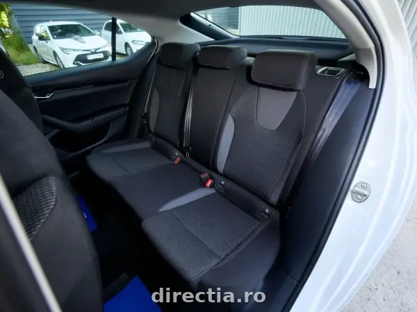 Poza anunț 11