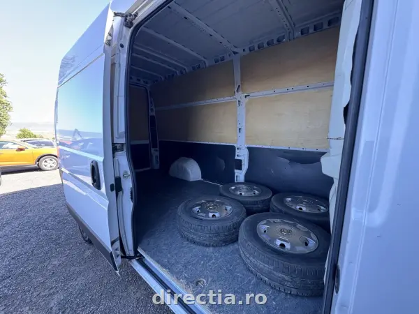 Poza anunț 15